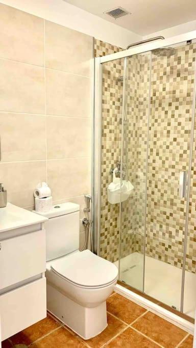 Lovely Apartment Near The Beach With Pool & Wifi 科斯塔卡莱塔 外观 照片